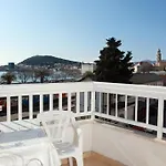 Simoni * Split
