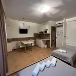 Simoni Apartment *