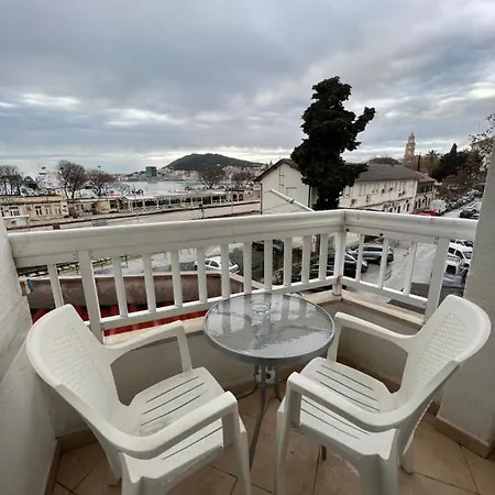 Simoni Apartment