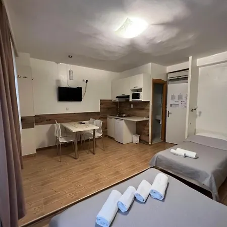 Simoni Apartment *