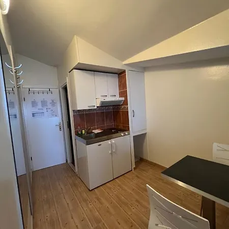 Simoni Apartment *
